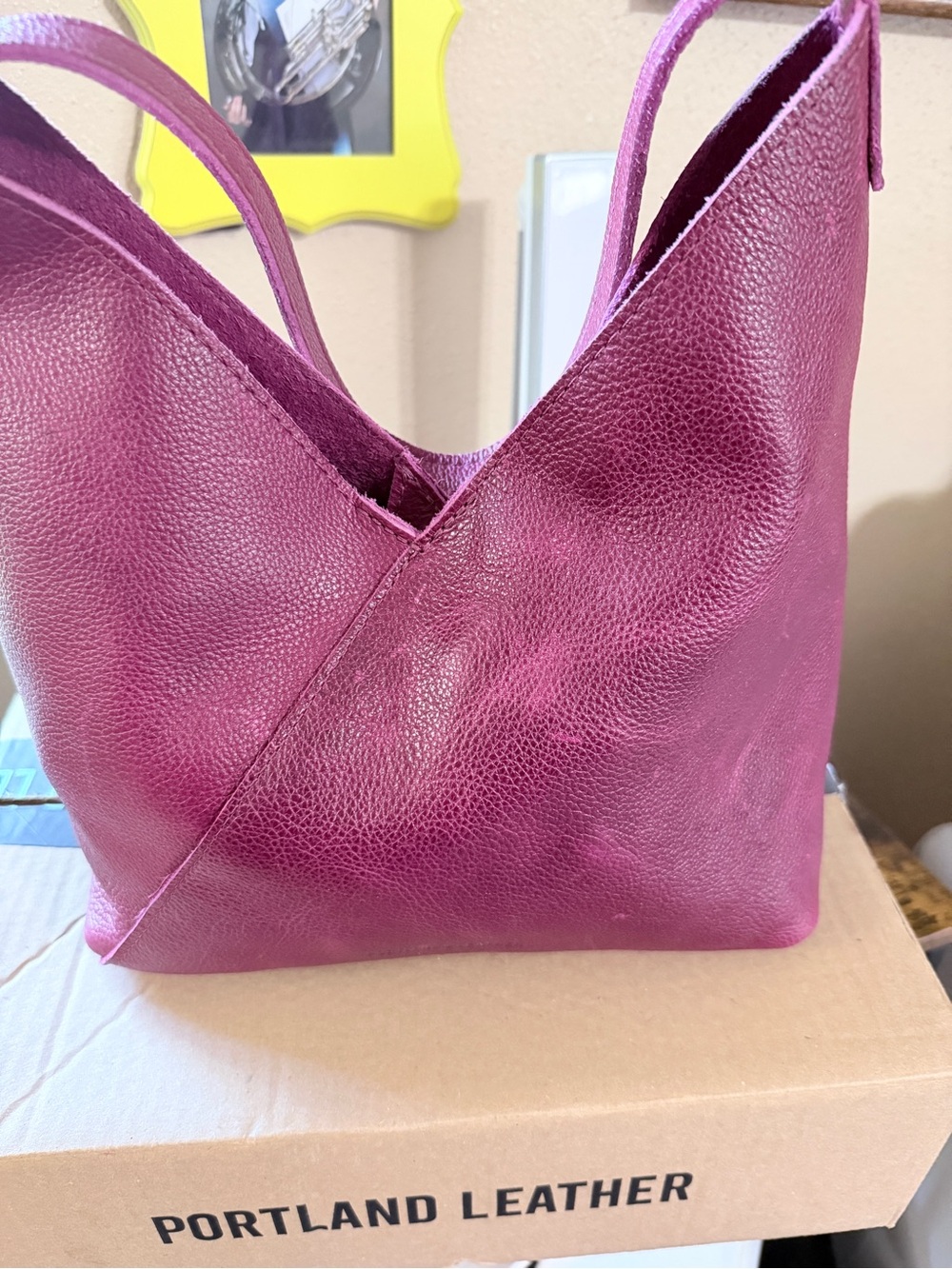Portland Leather Naomi shoulder bag in Orchid with hide stamp Like new - Picture 13 of 16